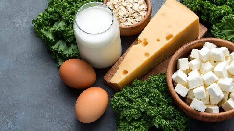 Leki, kawa, sól: co osłabia wchłanianie wapnia i jak temu zaradzić?